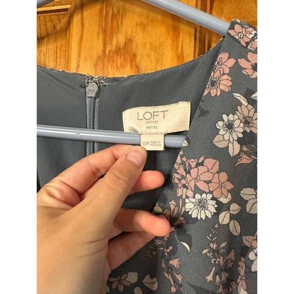 LOFT XS Petite Gray & Pink Floral Ruffle Sleeveless Dress - V-Neck Mini Sundress - Picture 5 of 9